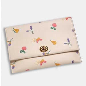 Coach Turnlock Pouch With Garden Print